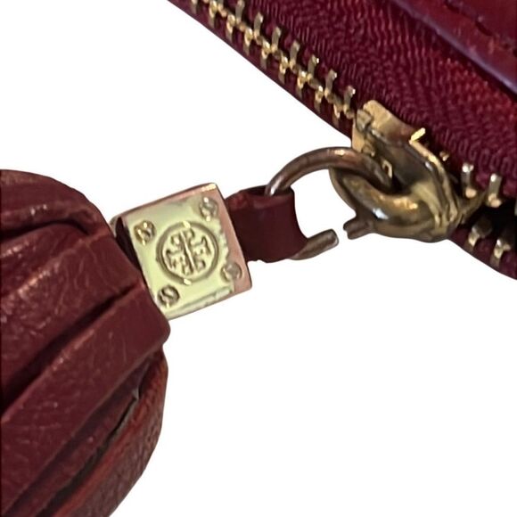 Tory Burch Thea Dark Cherry Leather Long Zip Around Continental Wallet EUC - Picture 9 of 15